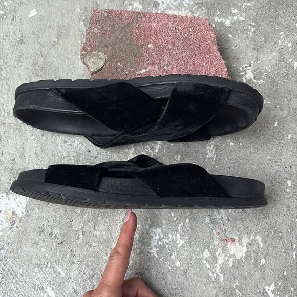 Saint Laurent velvet slides - Picture 3 of 11